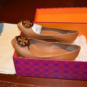 Gorgeous Tory Burch Sally 2 Royal Tan Wedge Shoes